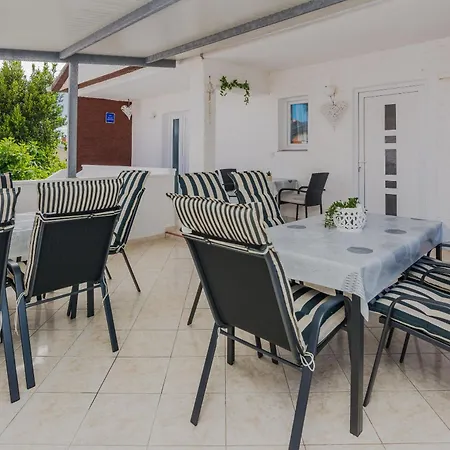 Penava Apartamento Vir